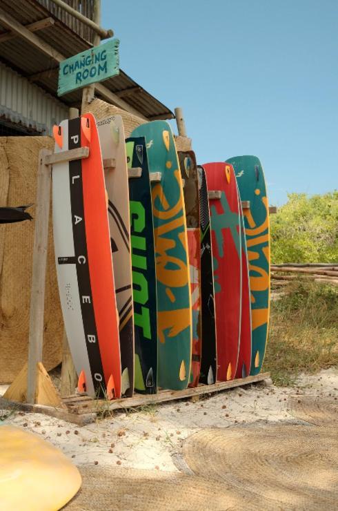Salty'S Kitesurf Village Кіліфі Екстер'єр фото